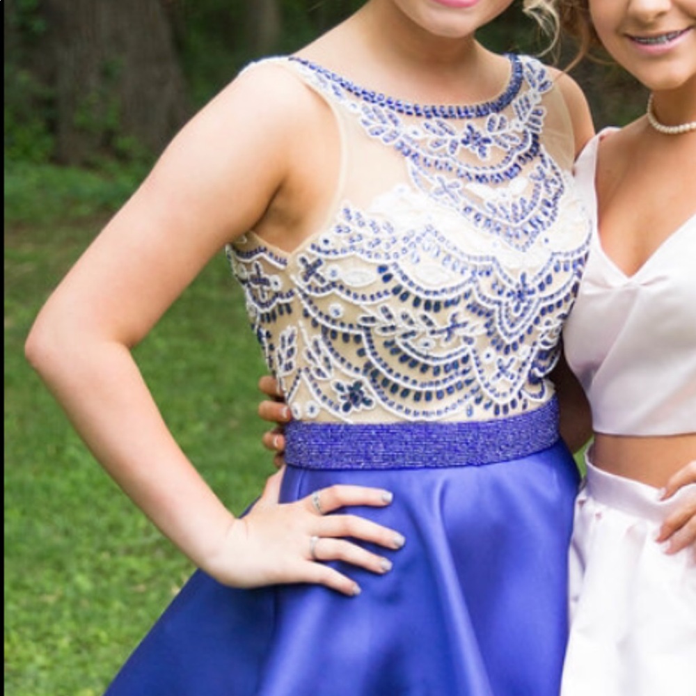 Formal, prom, homecoming stunning dress
